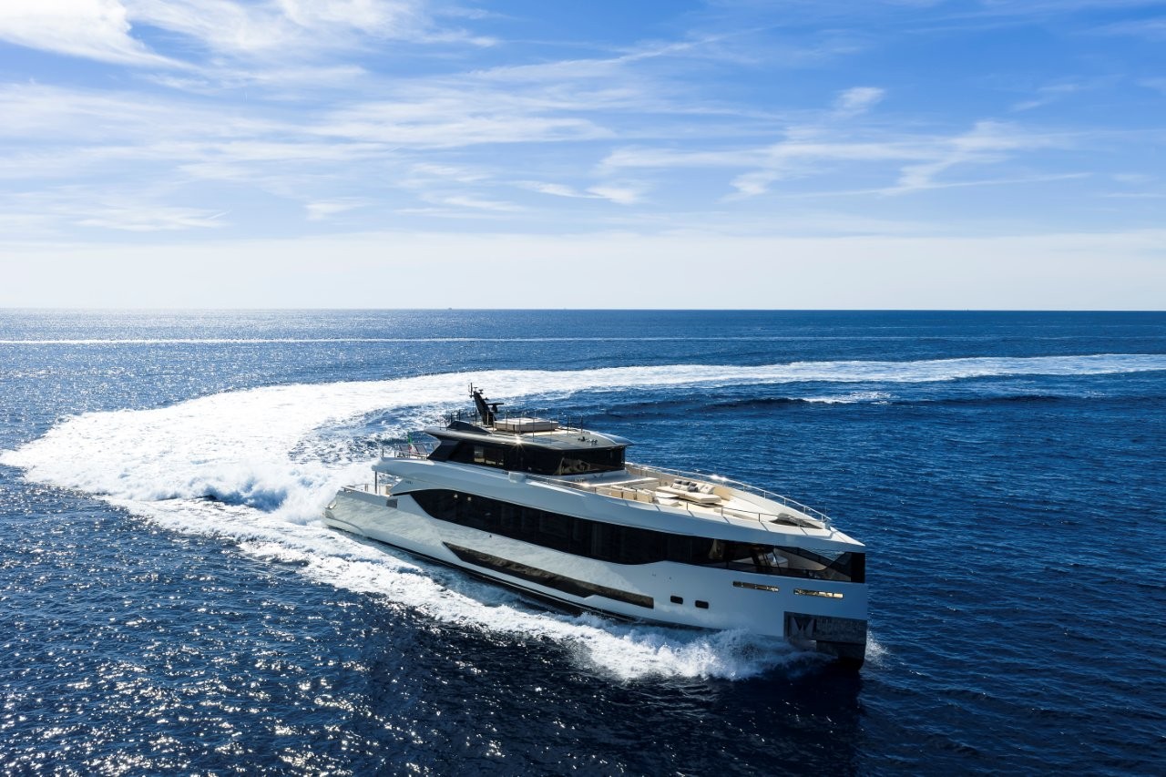 Maiora 36 Exuma: harmony of shapes, spaces, and materials that inspire emotion